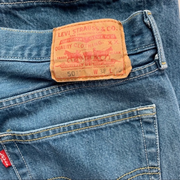 Levi’s 501 button fly men's jeans, 38x30 - Picture 6 of 8